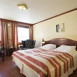 Western Laegreid 3* Σόγκνταλ